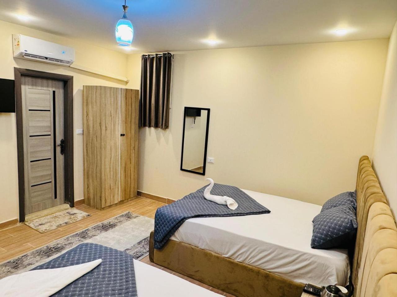 King Ali Pyramids View Inn Kafret el-Gabal Екстериор снимка
