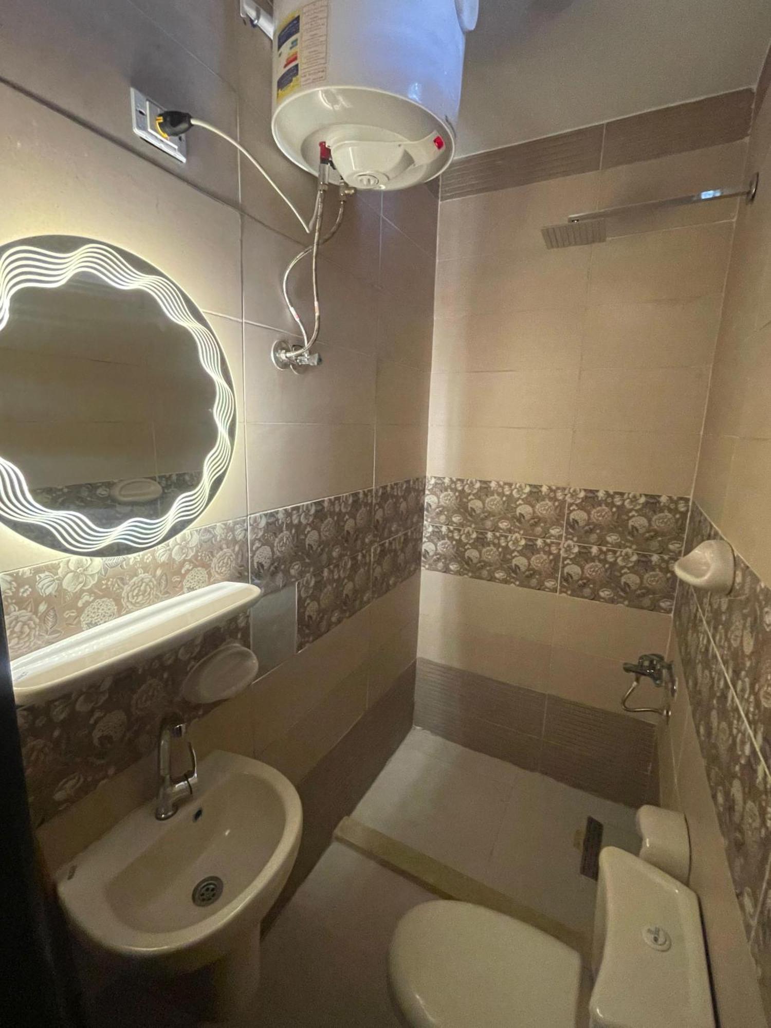 King Ali Pyramids View Inn Kafret el-Gabal Екстериор снимка