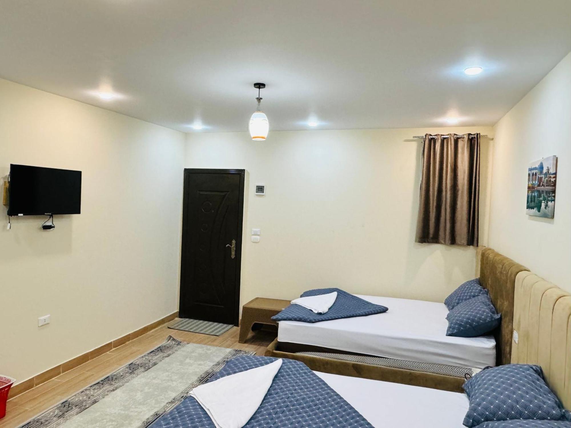 King Ali Pyramids View Inn Kafret el-Gabal Екстериор снимка