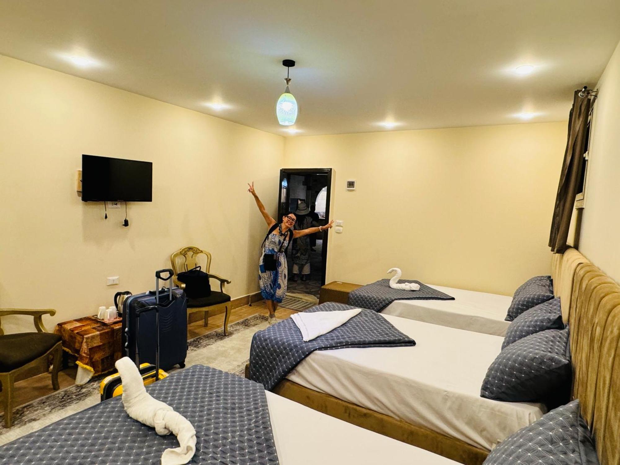 King Ali Pyramids View Inn Kafret el-Gabal Екстериор снимка