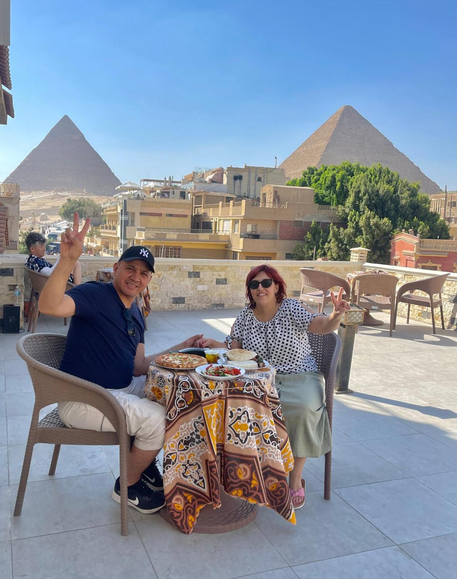 King Ali Pyramids View Inn Kafret el-Gabal Екстериор снимка
